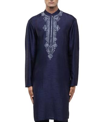 Black embroidered silk kurta set 5