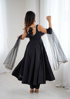 Black embroidered Gown Anarkali With Dupatta 4