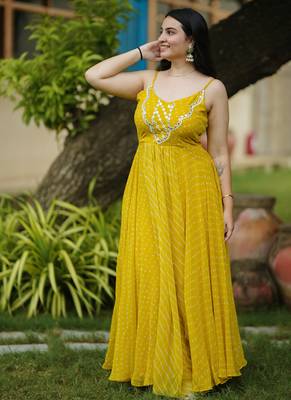 Light green leheriya bandhani long dress 2