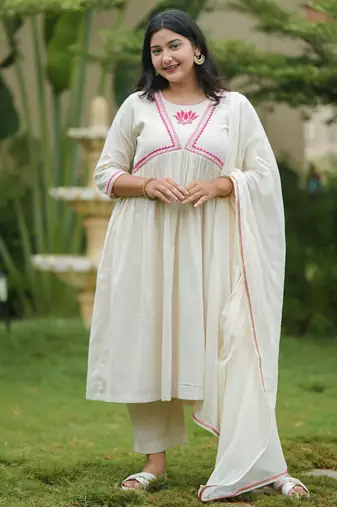 Off white lotus hand embroidered cotton kurta set