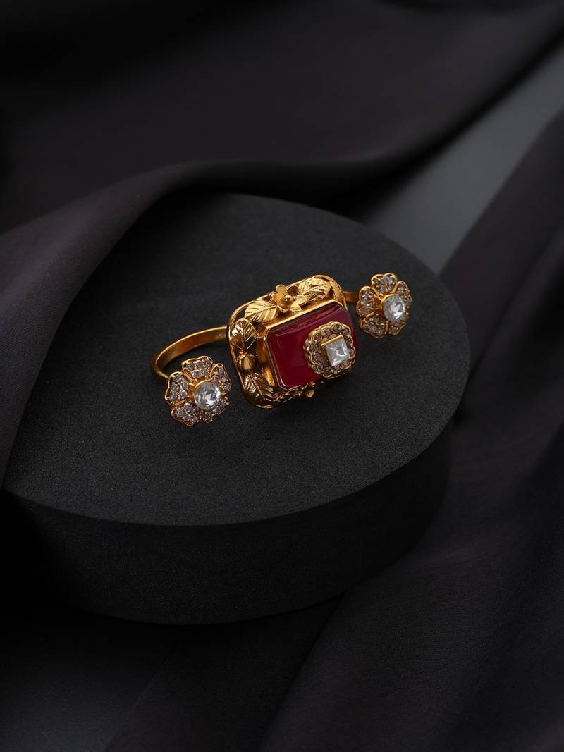 Gold plated red stone Kundan ring