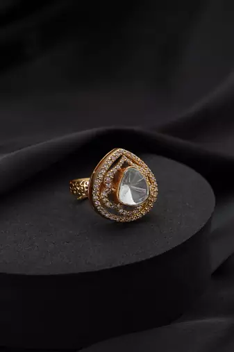 Gold plated Kundan ring