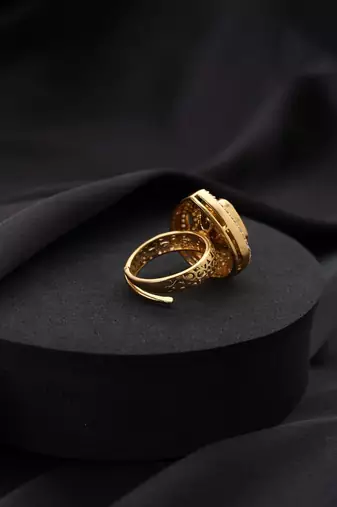 Gold plated Kundan ring