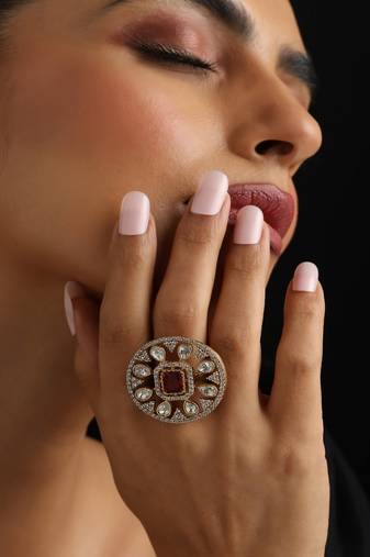 Gold plated red stone Kundan ring