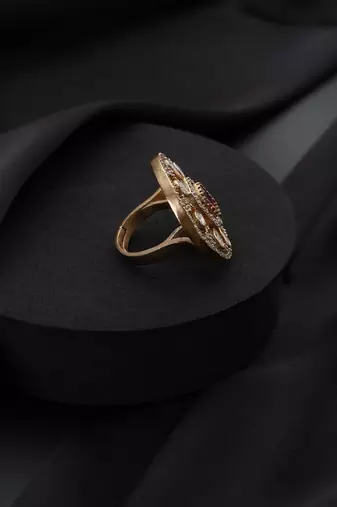 Gold plated red stone Kundan ring