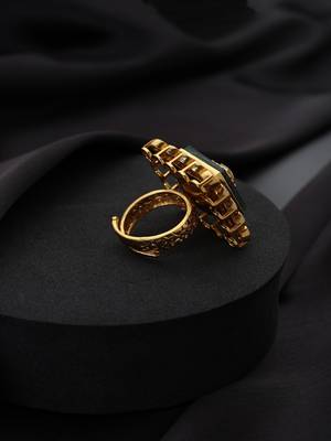 Gold plated green stone Kundan ring 3