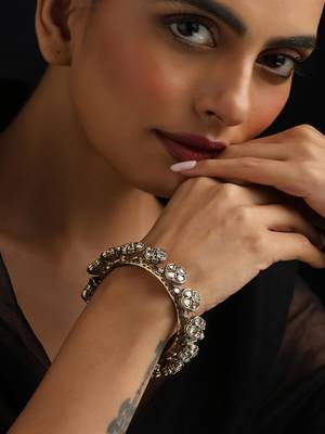 Gold plated Kundan bangle 1