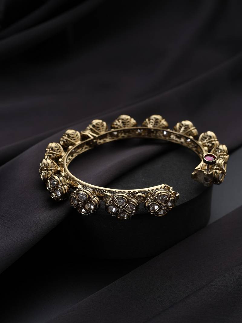 Gold plated Kundan bangle