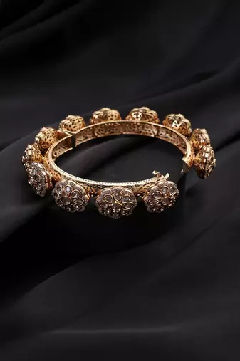 gold plated Kundan bangle