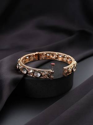 Gold plated kundan green enamel bangle 3