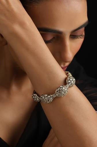 Gold plated Kundan bangle