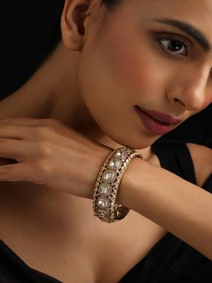 Gold plated Kundan bangle 1
