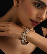 Gold plated Kundan bangle