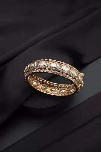 Gold plated Kundan bangle