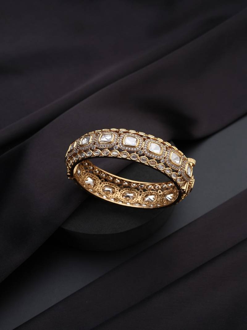 Gold plated Kundan bangle