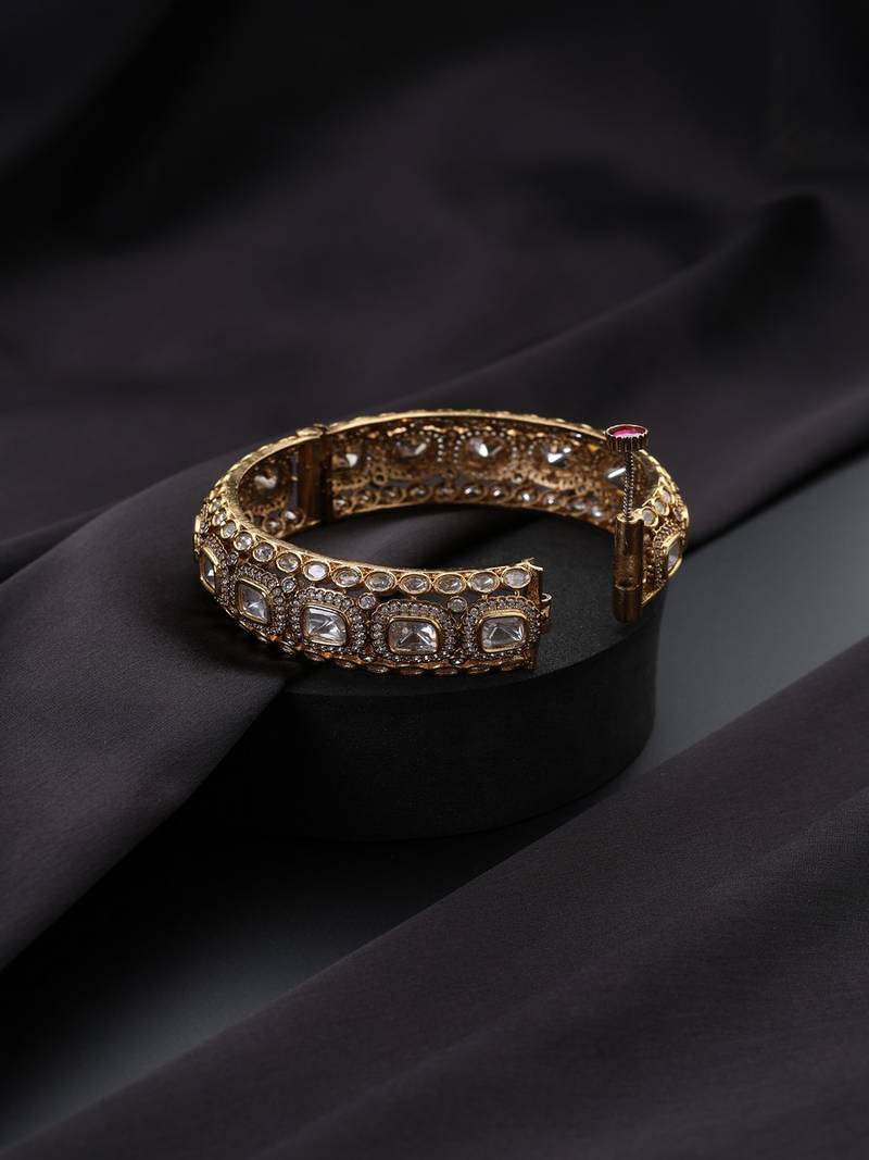 Gold plated Kundan bangle