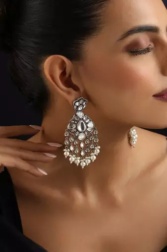 Gold plated Kundan dangler earrings