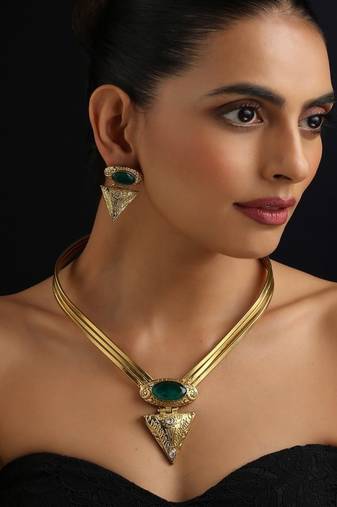 Gold plated necklace set