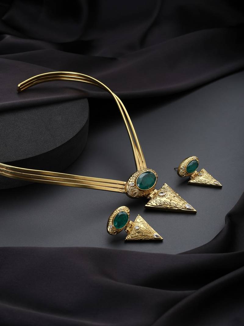 Gold plated necklace set