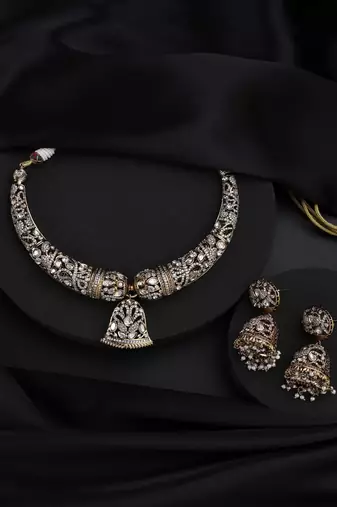 Gold plated polki necklace set