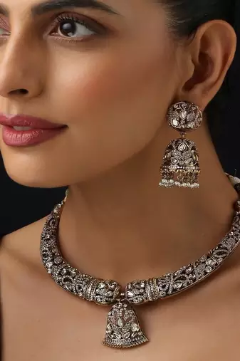 Gold plated polki necklace set