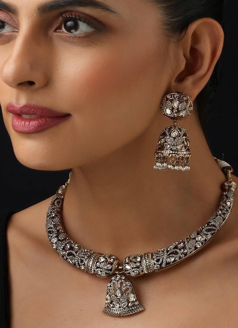 Gold plated polki necklace set