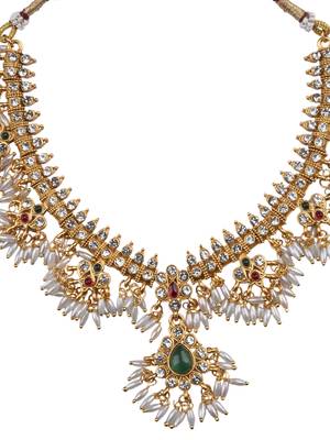 Gold plated pearl necklace set 3