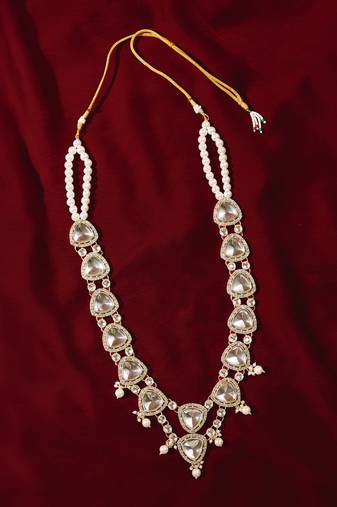 Vastramay men's cream single layer rhinestone pearl wedding necklace