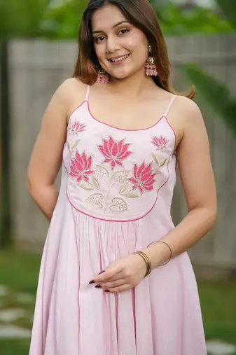 Baby pink lotus hand embroidered cotton kurta set