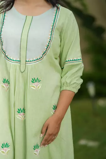 Green lotus hand embroidered cotton kurta set