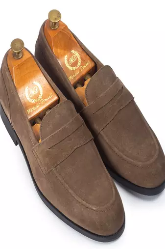 Olive solid leather shoes