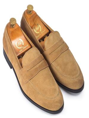 Beige solid leather shoes 2