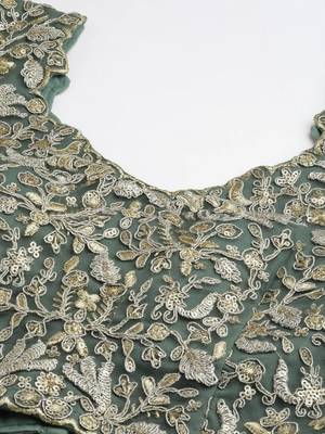 Women's green dori & sequins embroidered net lehenga for bride 5