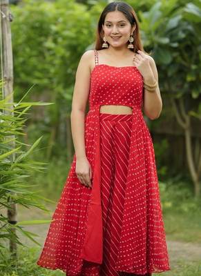 Red leheriya bandhani embroidered  kurta with pant 2