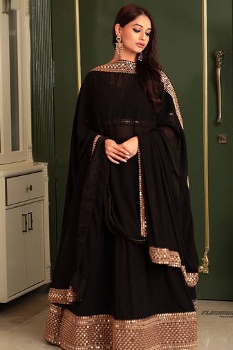 Women's Black georgette bollywood lehenga choli set with stunning zari embroidery