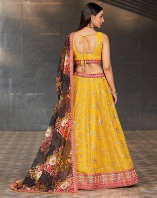 yellow & black dori zari sequins and thread embroidered georgette indian lehenga choli dress designs 5
