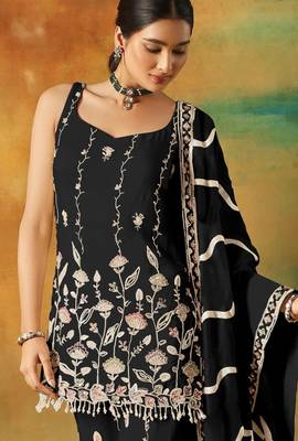Black heavy fox georgette suit with embroidery  2
