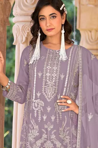 Lavender naylon organza suit with embroidered mirror 