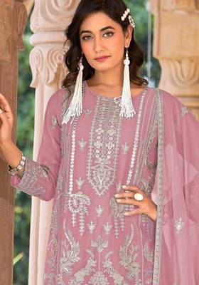 Pink naylon organza suit with embroidered mirror  2