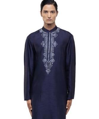 Black embroidered silk kurta set 1