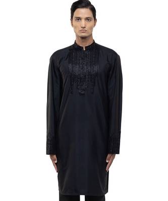 Black embroidered silk kurta set 1