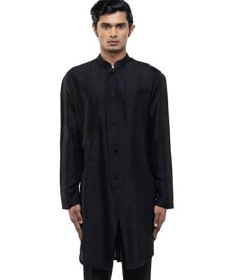 Black plain silk kurta set 1