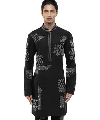 Black embroidered linen kurta set 1