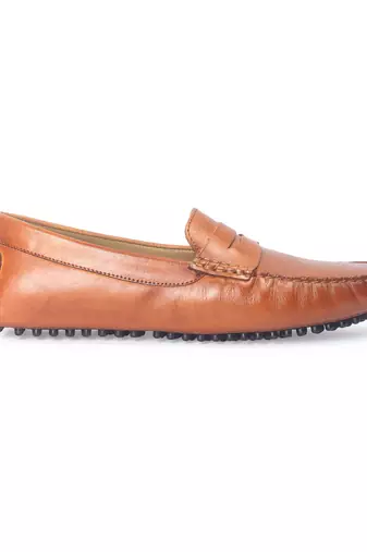 Tan solid leather loafers