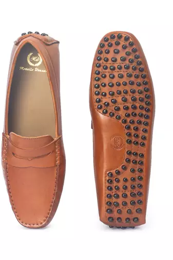 Tan solid leather loafers