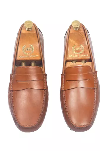 Tan solid leather loafers