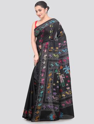 green handloom silk embroidered katha stitch work saree with blouse piece 2