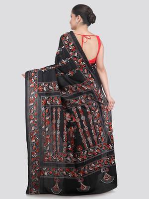 Black handloom silk embroidered katha stitch work saree with blouse piece 3
