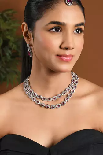 Silver plated stylish design crystal diamond oval shape necklace with earrings & maang tikka jewellery