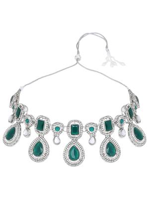 Silver plated traditional kundan & stone choker necklace jewellery with earrings & maang tikka 4
